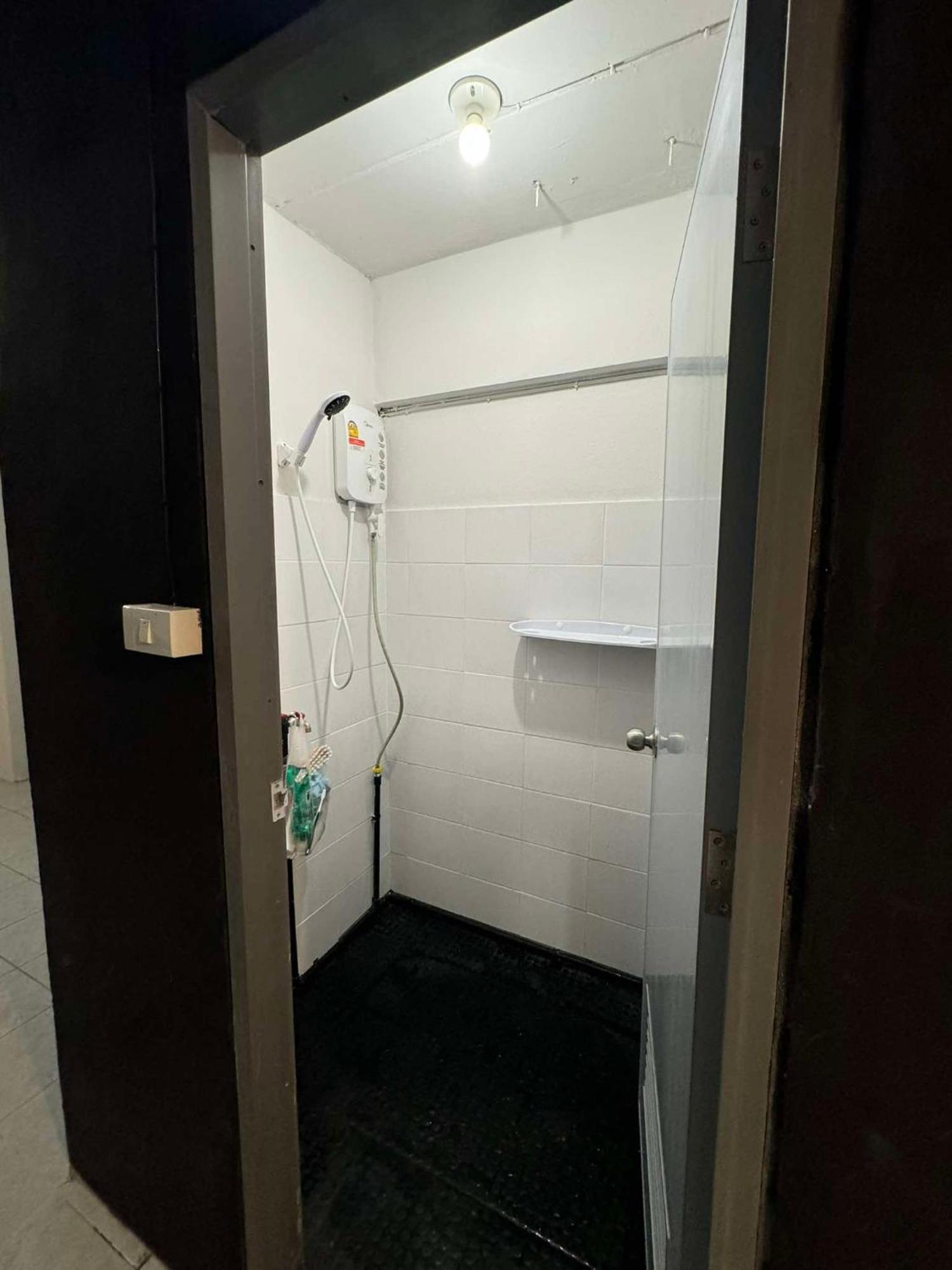 צ'יאנג מאי Mahar Hostel Chiangmai מראה חיצוני תמונה