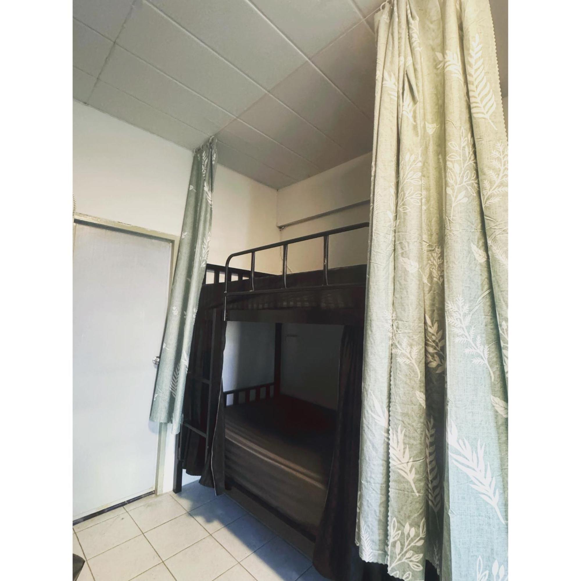 צ'יאנג מאי Mahar Hostel Chiangmai מראה חיצוני תמונה